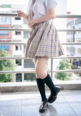 一级片公交车上多男多女轮奸视频_剧情片电影完整版