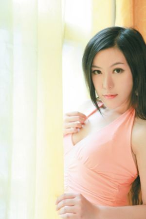 看全色黄大色黄女片18女人_高清完整版