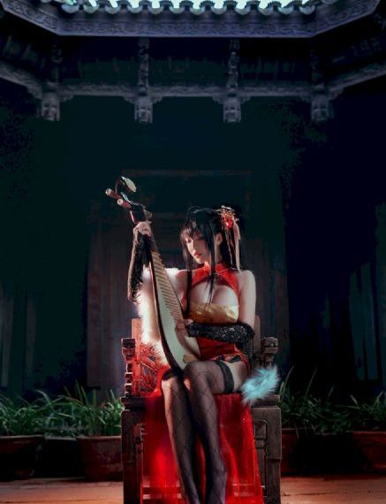 亚洲乱码中文字幕精品久久_超清免费观看视频