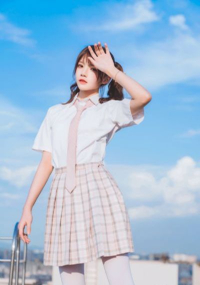 国产一卡二卡三区_DVD电影完整版在线观看