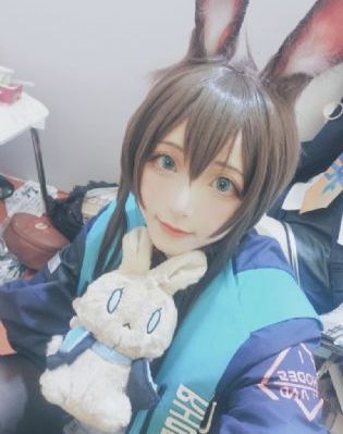 成人美女视频在线观看_720手机免费观看完整