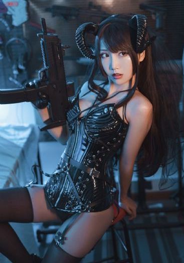 伊人国产女_免费完整版高清