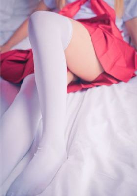 漂亮美乳嫩模激情啪啪_4K全集免费播放
