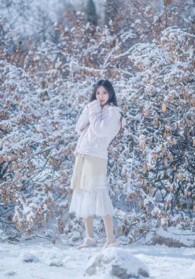 伊伊人成亚洲综合人网_BD英语手机在线观看